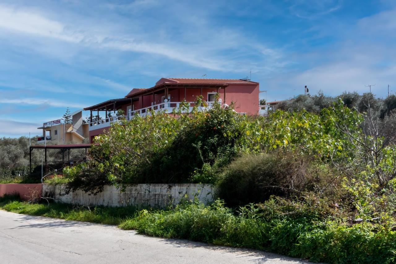 Bona'S Guest House Agia  Exteriér fotografie